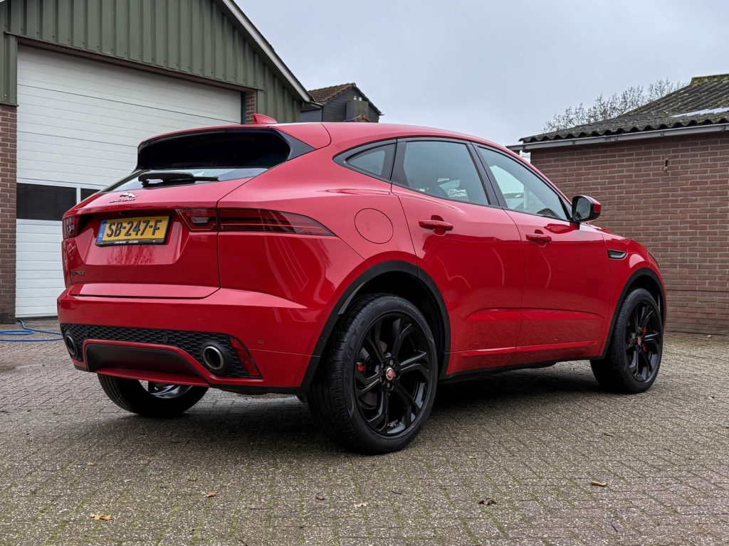 Jaguar E-PACE 2.0 P250 AWD First Edition Black Pack, foto 1